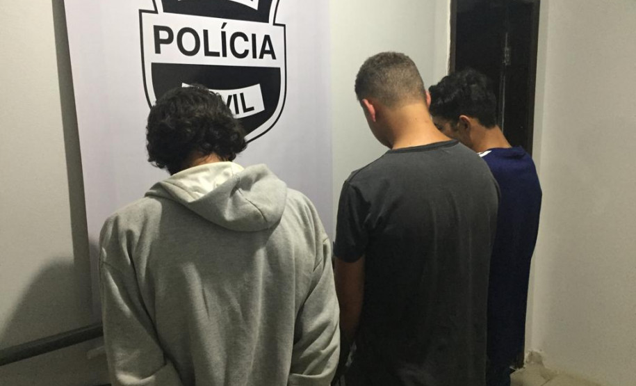 PCPR prende suspeitos de tráfico de drogas em Cascavel