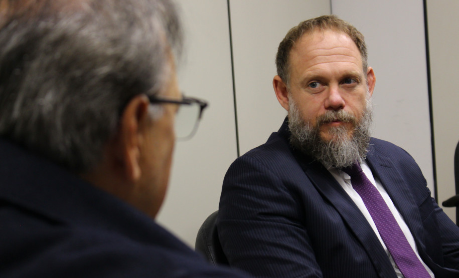 PCPR e Universidade Positivo firmam convênio para ampliar serviço psicológico a policiais