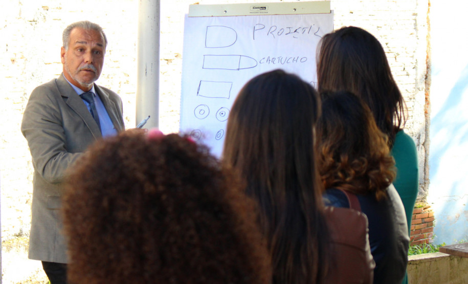 PCPR realiza Curso de Orientação a Imprensa em Áreas de Conflito Armado PCPR realiza Curso de Orientação a Imprensa em Áreas de Conflito Armado