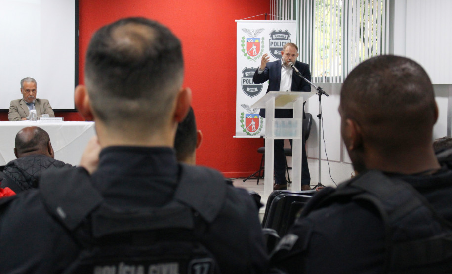 PCPR realiza Curso de Orientação a Imprensa em Áreas de Conflito Armado PCPR realiza Curso de Orientação a Imprensa em Áreas de Conflito Armado