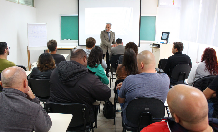 PCPR realiza Curso de Orientação a Imprensa em Áreas de Conflito Armado