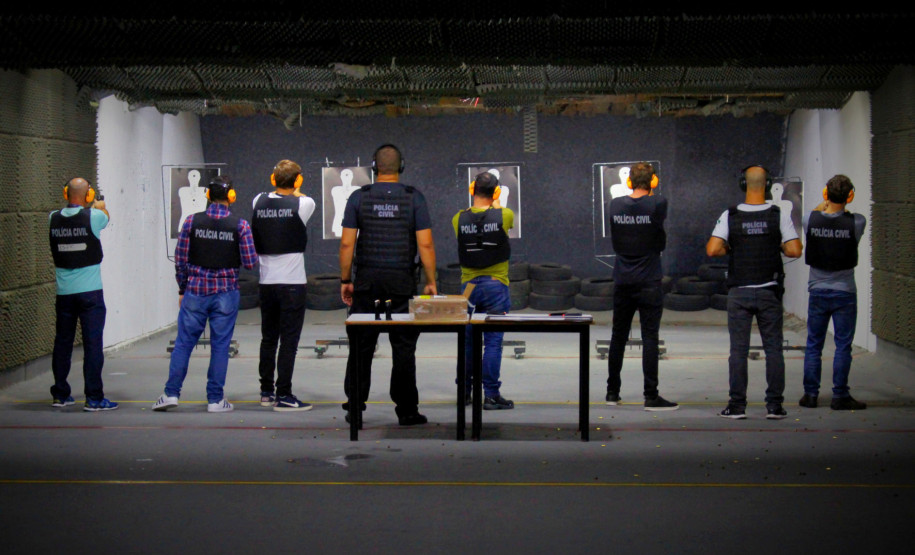 PCPR realiza Curso de Orientação a Imprensa em Áreas de Conflito Armado PCPR realiza Curso de Orientação a Imprensa em Áreas de Conflito Armado