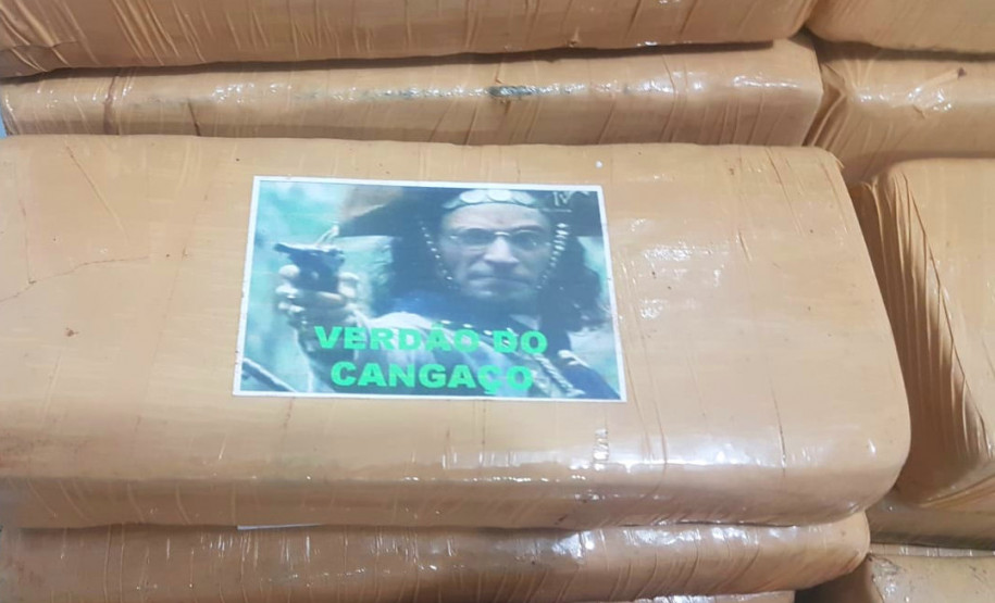 PCPR apreende cerca de 350 quilos de maconha e prende três por tráfico em São Luiz do Purunã PCPR apreende cerca de 350 quilos de maconha e prende três por tráfico em São Luiz do Purunã