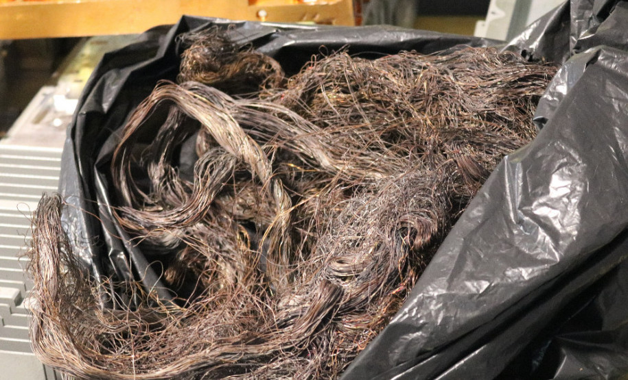 PCPR recupera equipamentos furtados de operadora de telefonia e prende suspeito de receptação