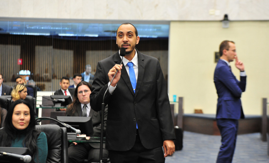 Investigador da PCPR participa de simulação legislativa na Alep