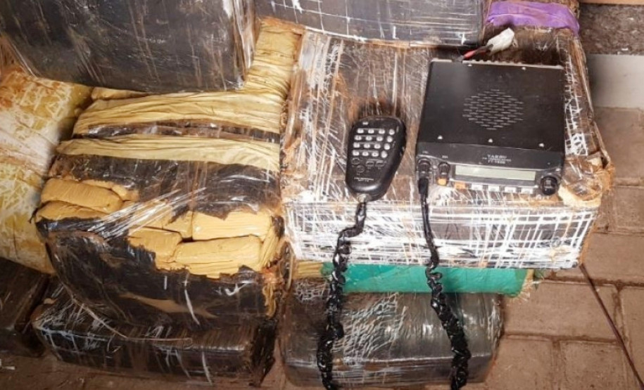 PCPR apreende veículo com mais de 500 quilos de maconha em Campo Mourão