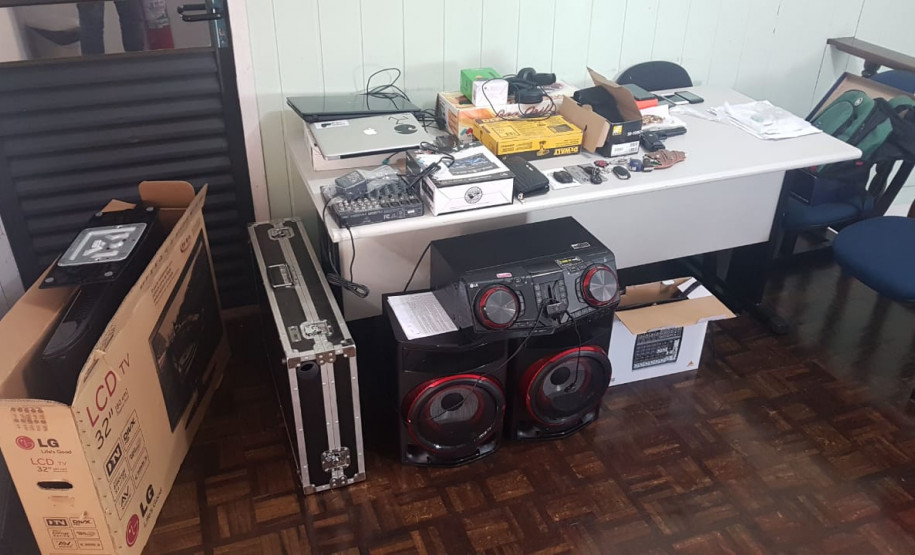 CPR desmantela grupo suspeito de movimentar mais de R$ 1 milhão em estelionato contra idoso em Curitiba