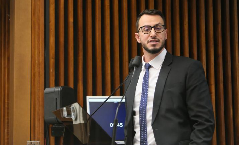 Delegado da PCPR apresenta ações de proteção ao meio ambiente na Alep Delegado Matheus Laiola apresenta ações de proteção ao meio ambiente na Alep.