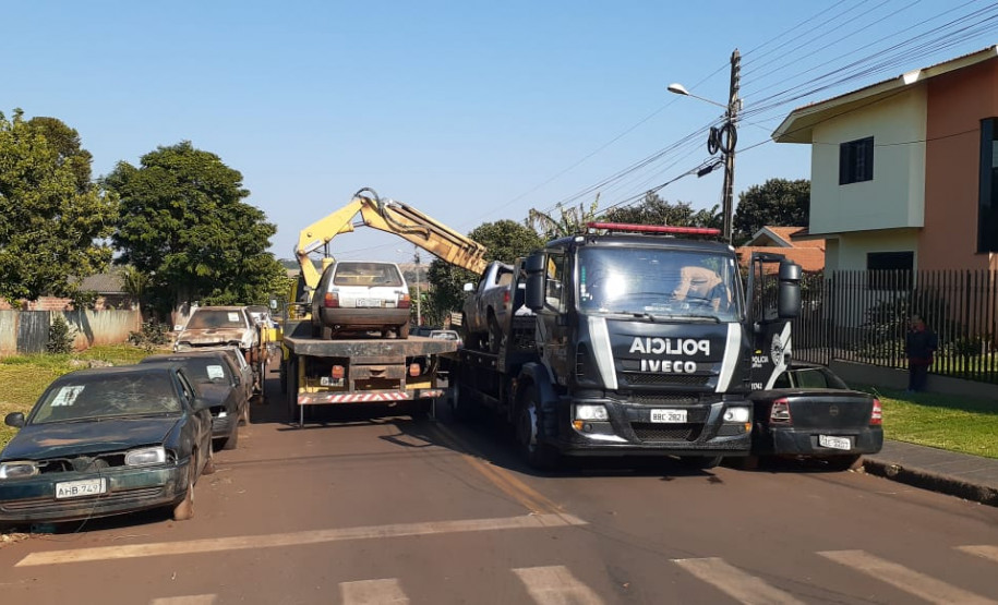 PCPR inicia retirada de veículos em pátios de delegacias.