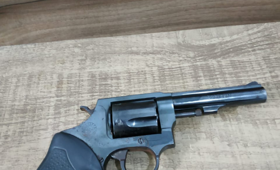 PCPR prende suspeito de homicídio tentando e consumado contra irmãos em Araucária PCPR prende suspeito de homicídio tentando e consumado contra irmãos em Araucária