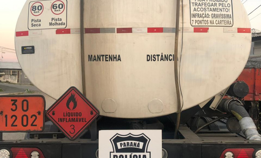 PCPR recupera semi reboque em Colombo --