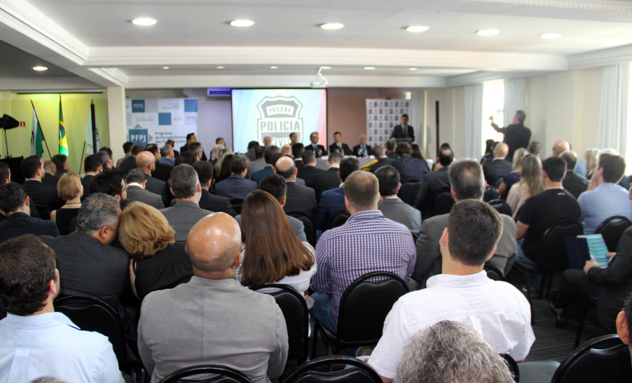 Ministério da Justiça e Secretaria de Segurança Pública do Paraná unem esforços para o fortalecimento da polícia judiciária