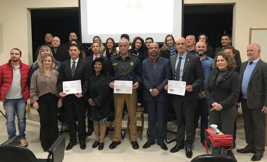 PCPR participa de encontro do programa “Em Frente Brasil” em São José dos Pinhais PCPR participa de encontro do programa “Em Frente Brasil” em São José dos Pinhais