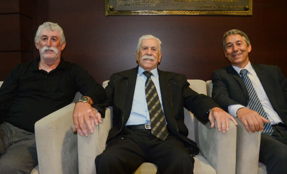 PCPR faz homenagem para policial veterano de 96 anos e outros 184 servidores da Capital