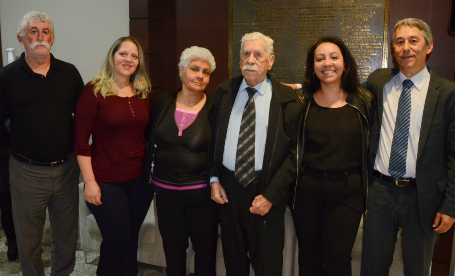 PCPR faz homenagem para policial veterano de 96 anos e outros 184 servidores da Capital