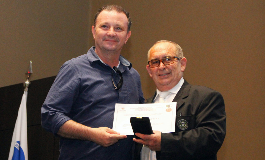 PCPR faz homenagem para policial veterano de 96 anos e outros 184 servidores da Capital