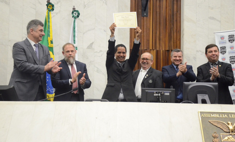 PCPR recebe menção honrosa na Alep pelo 166º aniversário