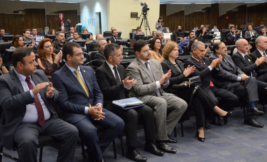 PCPR recebe menção honrosa na Alep pelo 166º aniversário