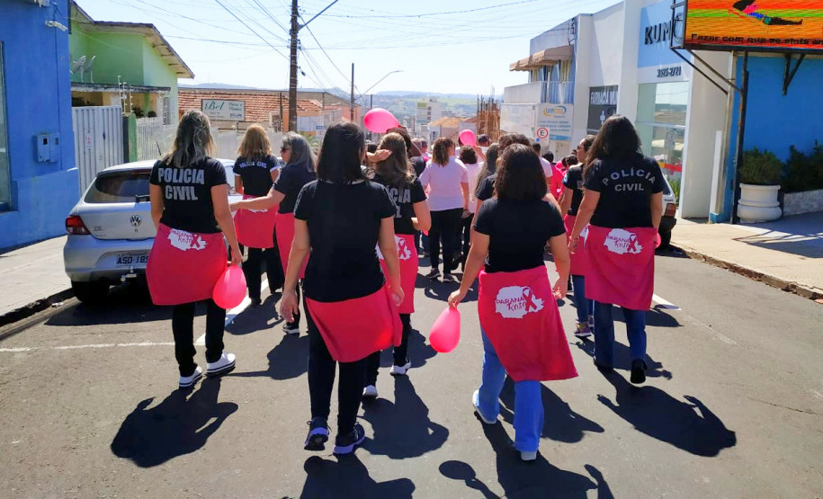 PCPR participa de campanha do “Outubro Rosa” em Jacarezinho