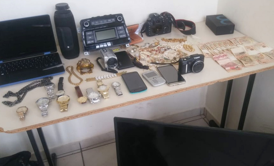 PCPR prende suspeitos de furto praticado em Imbituva