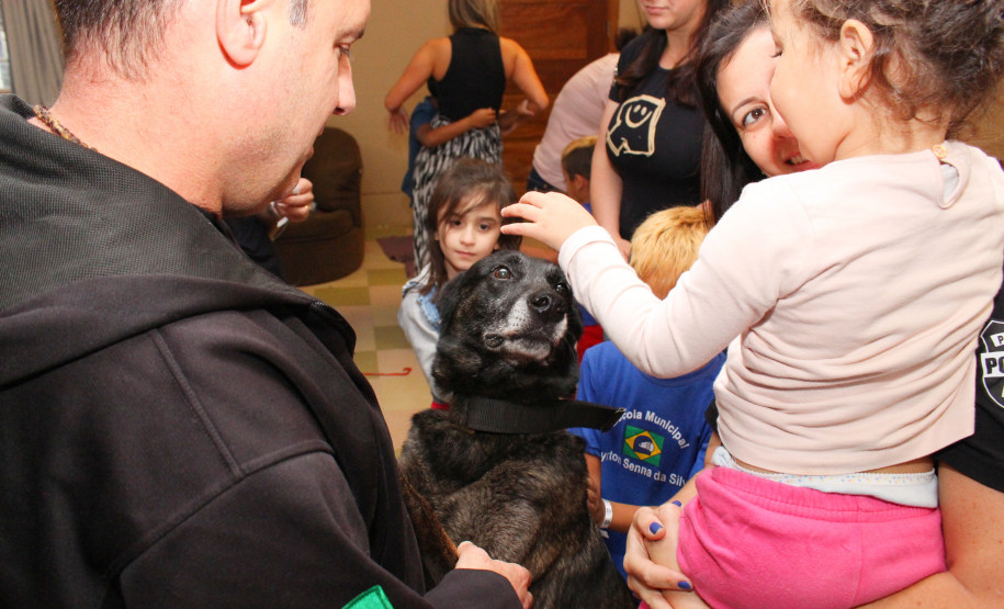 PCPR realiza ação beneficente em comemoração a semana da criança