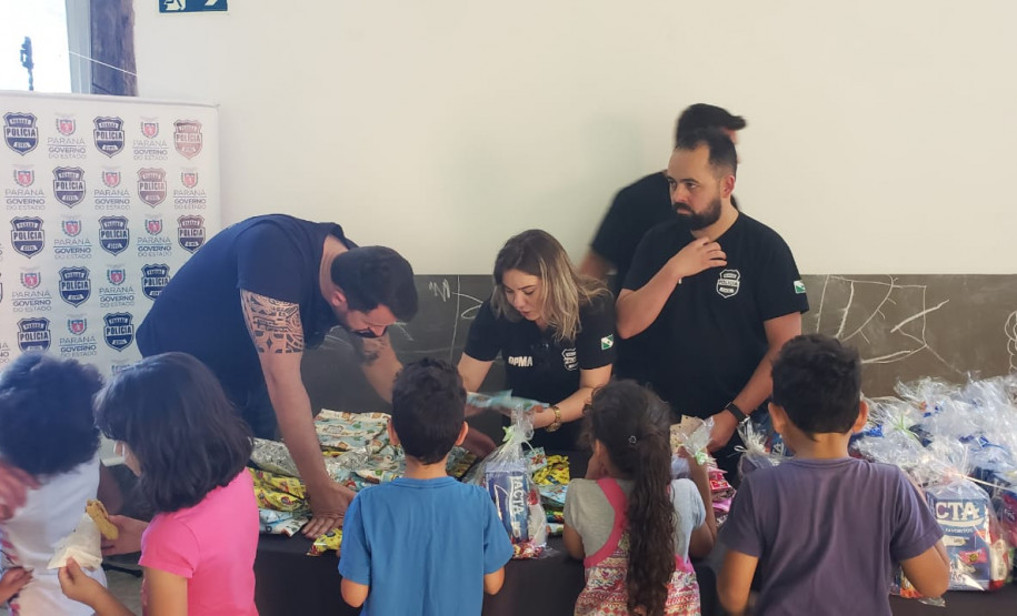 PCPR realiza ação beneficente em comemoração a semana da criança