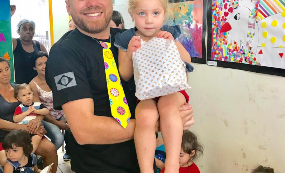 PCPR realiza ação beneficente em comemoração a semana da criança