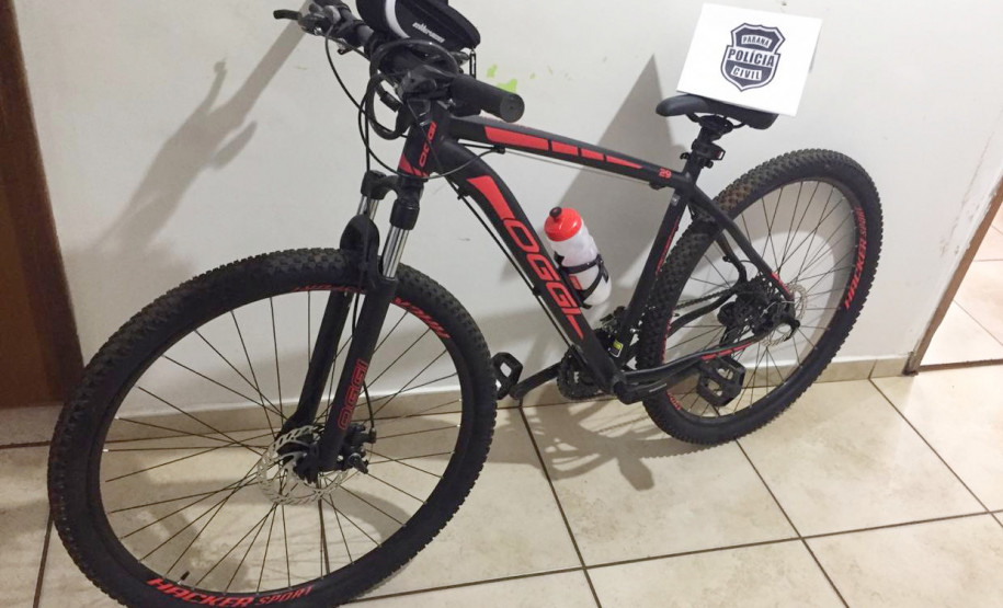 PCPR prende em flagrante suspeito de tráfico de drogas em Cascavel