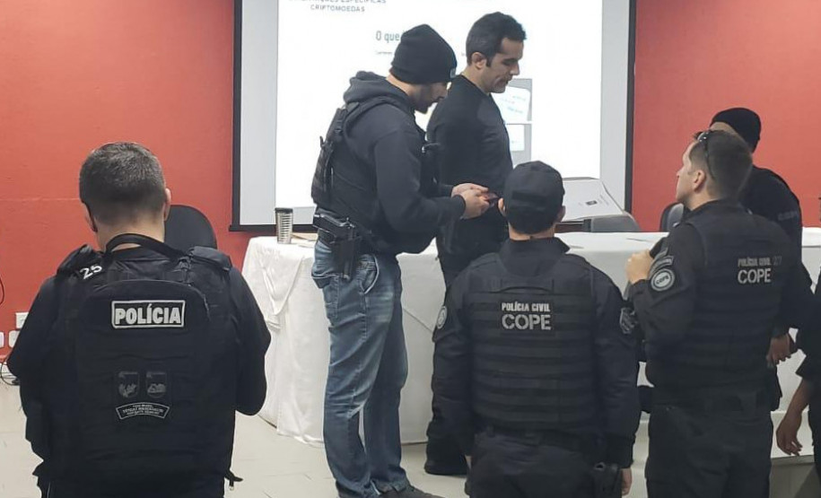 PCPR desmantela associação criminosa especializada em crime da pirâmide financeira --