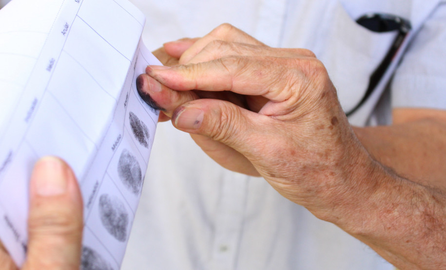 PCPR leva serviços e informação ao Paraná Cidadão em Colombo