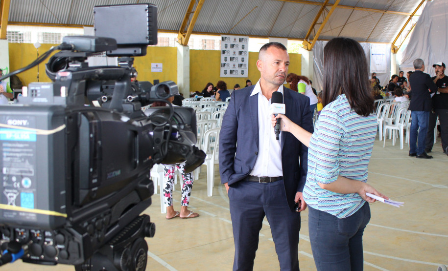 PCPR leva serviços e informação ao Paraná Cidadão em Colombo