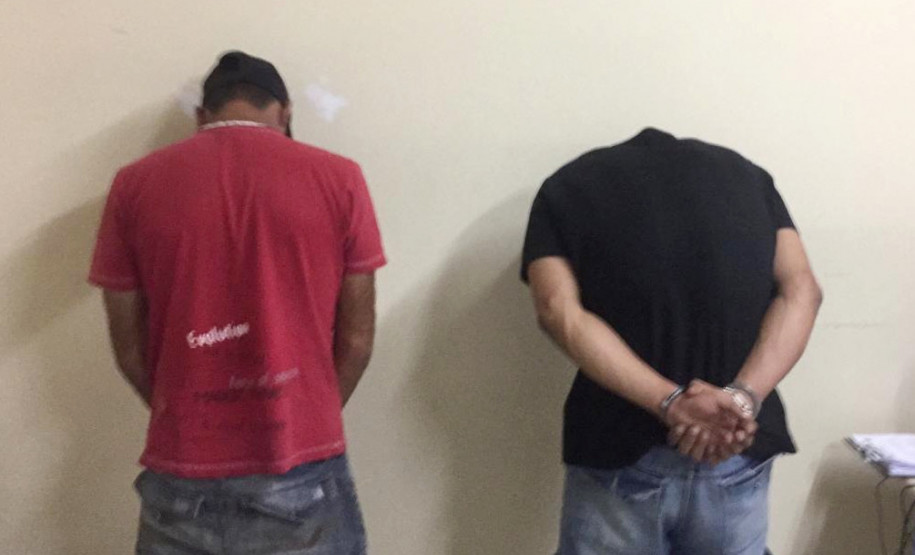 PCPR prende dupla suspeita de financiar veículo com documentos falsos em Curitiba