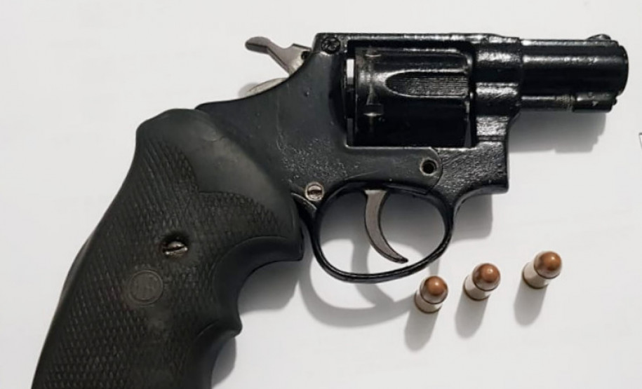 PCPR prende suspeito de roubar motoristas de aplicativo em Londrina