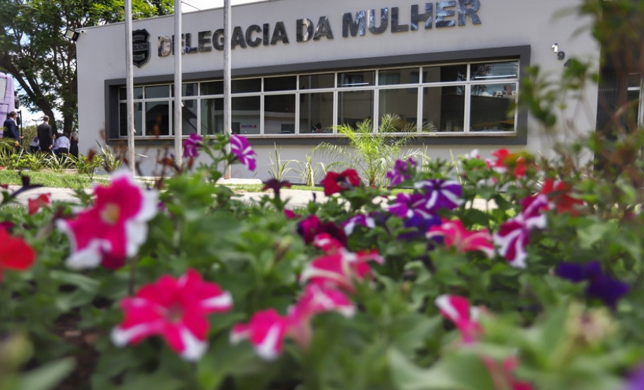PCPR inaugura delegacia da mulher em Pato Branco PCPR inaugura delegacia da mulher em Pato Branco