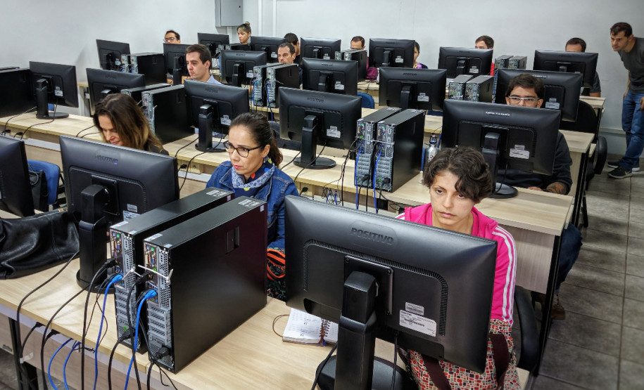 PCPR lança 2ª edição da revista científica da Escola Superior PCPR lança 2ª edição da revista científica da Escola Superior