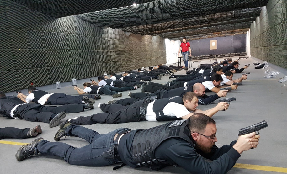 PCPR lança 2ª edição da revista científica da Escola Superior PCPR lança 2ª edição da revista científica da Escola Superior