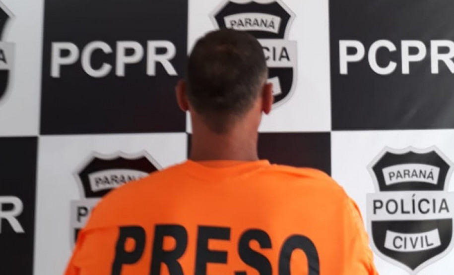 PCPR prende suspeito de homicídio duas horas após o crime na RMC PCPR prende suspeito de homicídio duas horas após o crime na RMC