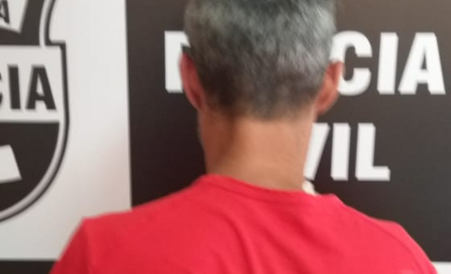 PCPR cumpre mandados de prisão contra pai e filha em Londrina PCPR cumpre mandados de prisão contra pai e filha em Londrina