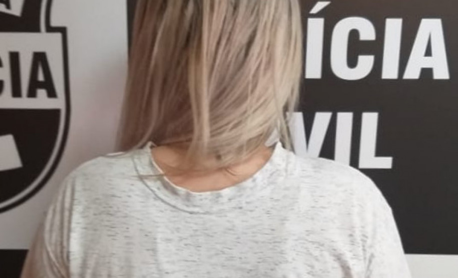 PCPR cumpre mandados de prisão contra pai e filha em Londrina PCPR cumpre mandados de prisão contra pai e filha em Londrina