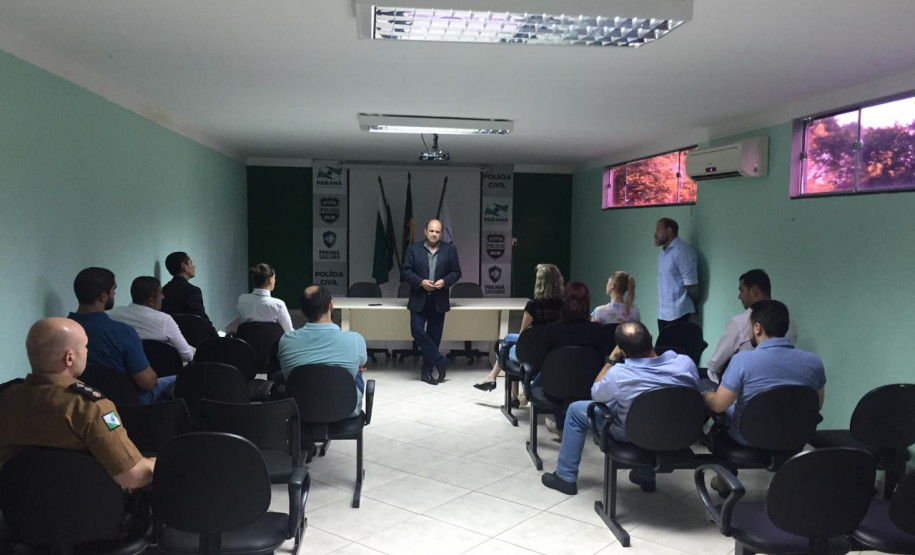 Secretário da Segurança e Delegado Geral visitam subdivisões da PCPR no Oeste do Paraná