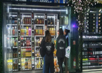 PCPR realiza operação de fiscalização de bebidas com indícios de falsificação em São José dos Pinhais