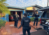 PCPR e PMPR prendem duas pessoas em operação deflagrada contra o tráfico de drogas em Palotina