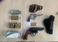 PCPR prende homem em flagrante por porte irregular de arma de fogo em Cornélio Procópio