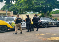 PCPR e PMPR prendem homem e apreendem armas durante cumprimento de mandado em Umuarama