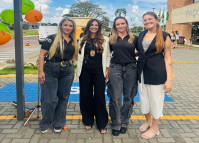 ​PCPR reforça combate à violência contra a mulher em evento alusivo ao Março Lilás em Carambeí