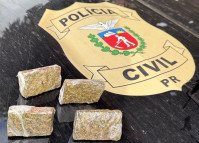 PCPR e PMPR prendem quatro pessoas e apreende drogas e armas em Bandeirantes